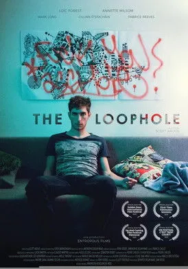 Benoît Gourley interpreta a Priest en The Loophole
