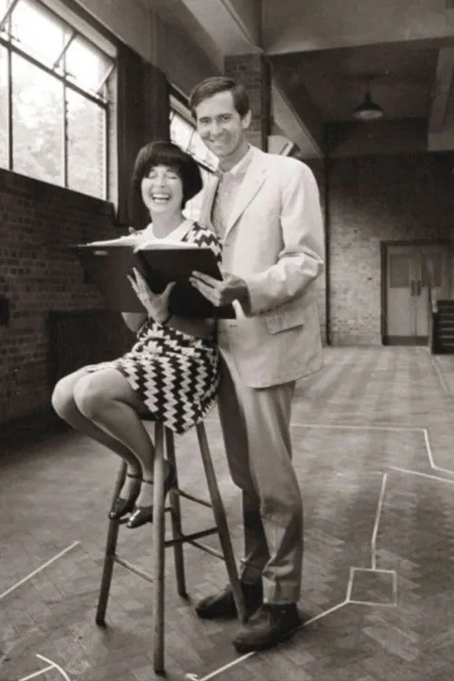 Toby Robins interpreta a Ellen Turner en The Male Animal