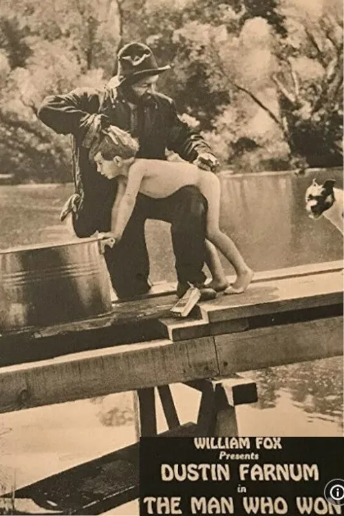 Mary Warren interpreta a Birdie en The Man Who Won