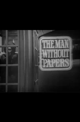 Ben Carruthers interpreta a Roscoe Mortimer en The Man Without Papers