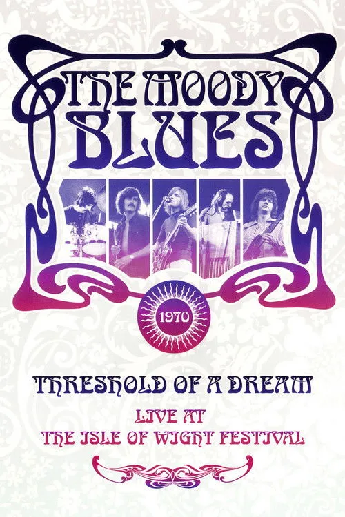 John Lodge interpreta a bass, vocals en The Moody Blues: Live at the Isle of Wight Festival