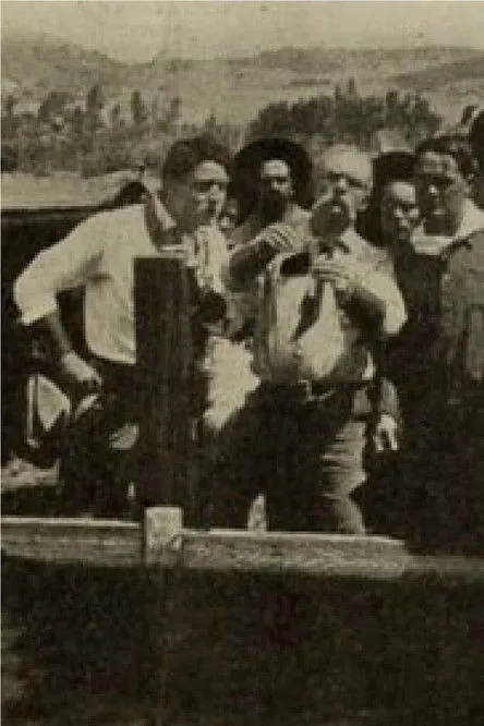 Louise Lester interpreta a Mrs. Kendall en The Poisoned Flume