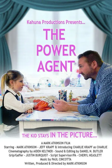 Mark Atkinson interpreta a Mark en The Power Agent