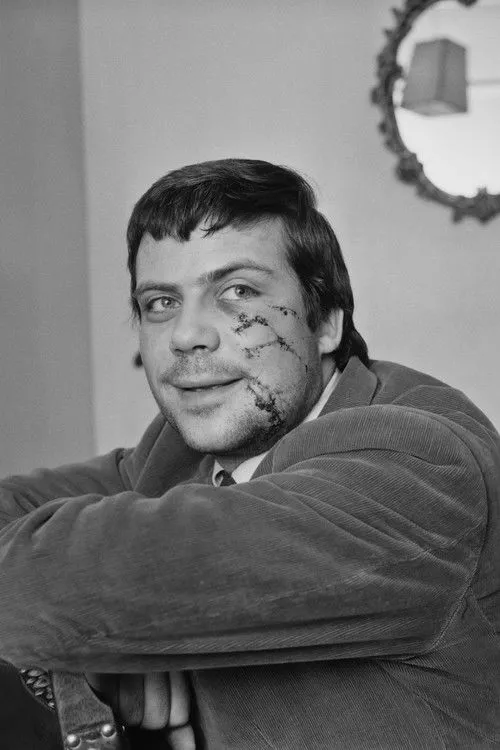 Póster de The Real Oliver Reed