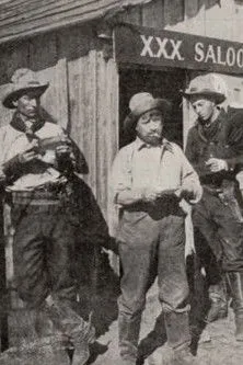 Joseph Flores interpreta a Shorty Smith en The Redemption of Rawhide