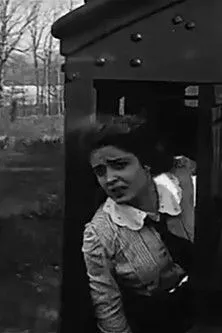 Alice Joyce interpreta a The Engineer's Daughter en The Runaway Engine