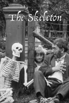 Charles Manley interpreta a  en The Skeleton