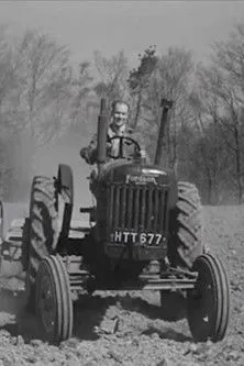 E. V. H. Emmett interpreta a Narrator en The Way to the West