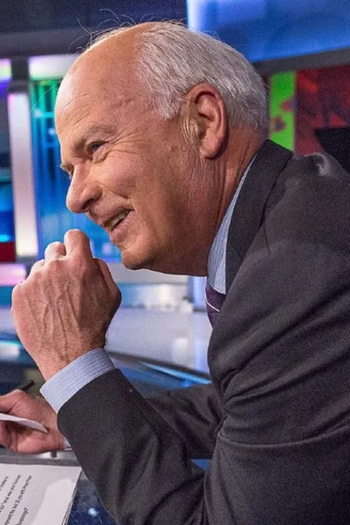 Peter Mansbridge interpreta a Peter Mansbridge en The Way You See It: With Peter Mansbridge