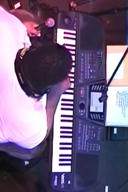 Wesley Willis interpreta a Himself en The Wesley Willis Experience