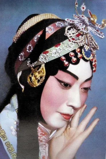 Daxing Zhang interpreta a  en The Worlds of Mei Lanfang