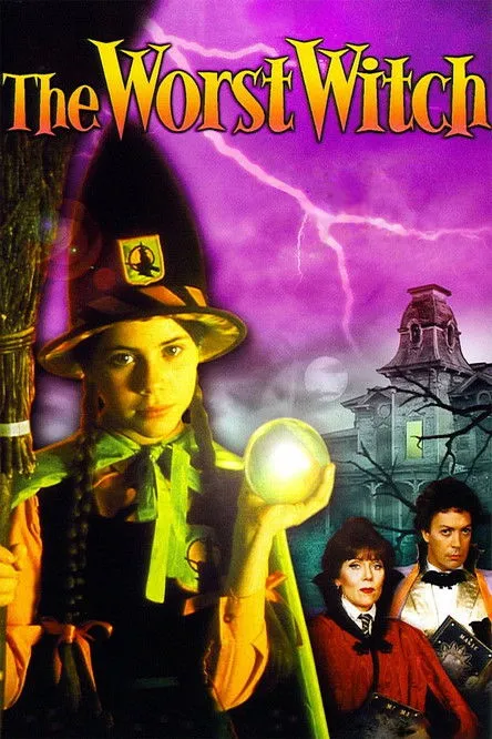 Fairuza Balk interpreta a Mildred Hubble en The Worst Witch