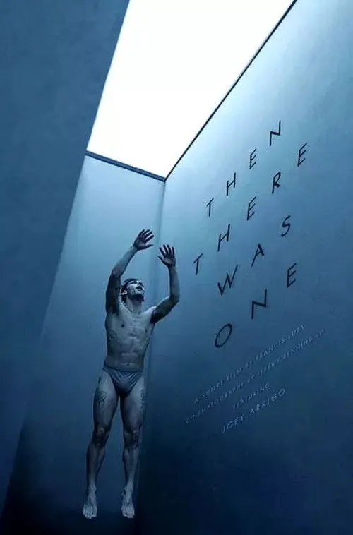 Joey Arrigo interpreta a Island en Then There Was One