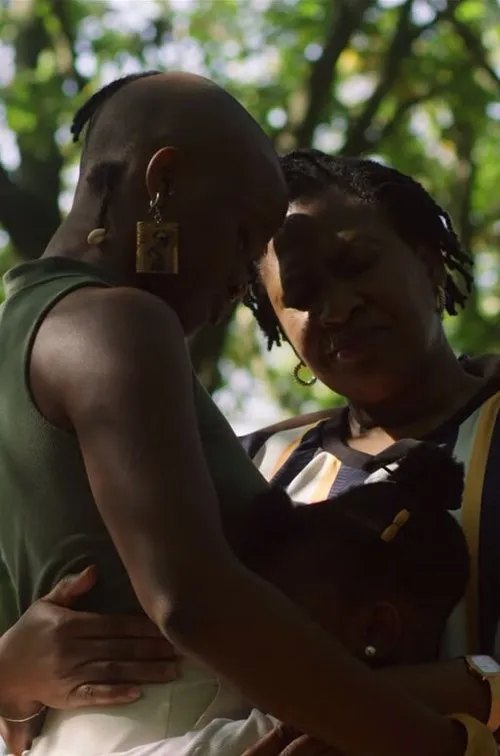 Rebekah Murrell interpreta a en There Is No Healing In Silence