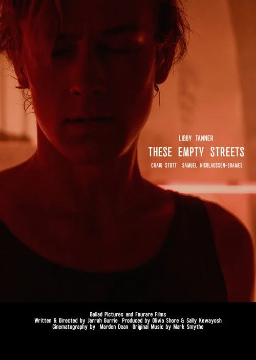 Craig Stott interpreta a Pauly en These Empty Streets