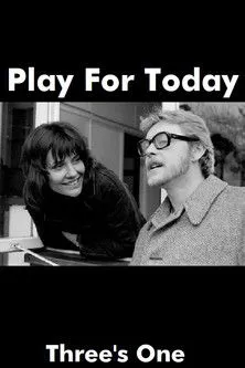 Peter Marshall interpreta a Maggie's son en Three's One