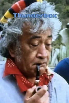 Faifua Amiga Jr. interpreta a en Thunderbox