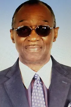 Aimee Cassada interpreta a April Williams en Titan the Urban Samurai