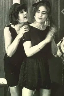 Alex Benno interpreta a Kapitein en Toffe jongens onder de mobilisatie