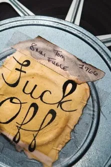 Connie Andersson interpreta a en Tom Fugle Fuck Off