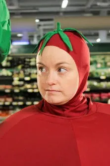 Matti Onnismaa interpreta a Jouko en Tomaatti