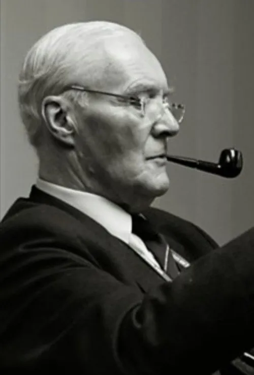 Tony Benn interpreta a Self (Archive Footage) en Tony Benn: Labour's Lost Leader