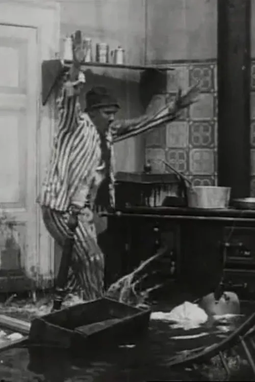 Emilio Vardannes interpreta a Totò en Totò senz'acqua