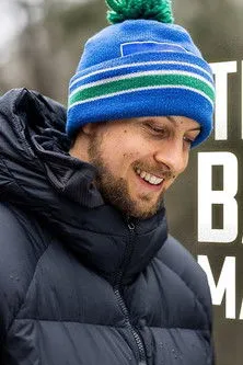 Lazarus Lake interpreta a Himself en Touch the Gate