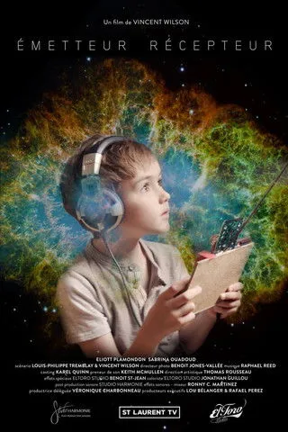 Eliott Plamondon interpreta a en Transmitter Receiver