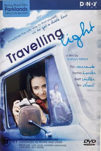 Anna Torv interpreta a Debra Fowler en Travelling Light