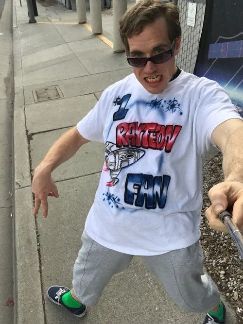 Joe Pera interpreta a Steve en truthhunters.com