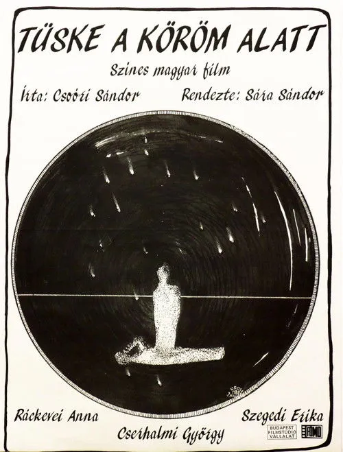 Tibor Kenderesi interpreta a Bodza en Tüske a köröm alatt