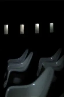 Christopher Doyle interpreta a Taxi Driver / Captain en Twelve Twenty