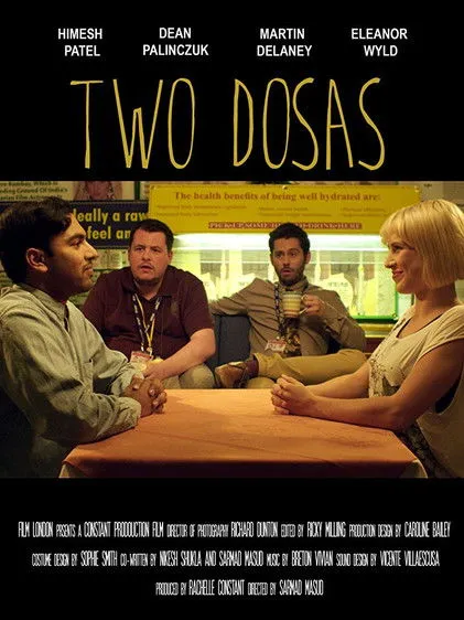 Omar Khan interpreta a Waiter en Two Dosas