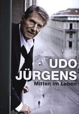Udo Jürgens interpreta a en Udo Jürgens - Mitten im Leben