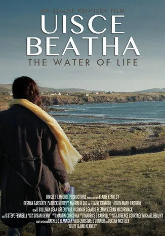 Elaine Kennedy interpreta a Bebhínn en Uisce Beatha Water of Life
