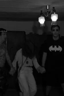 Stefan Trifunovic interpreta a Sin en Ujed pčele u Velikim pčelicama