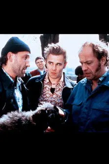 Oliver Franck interpreta a Fan en Und alles wegen Mama