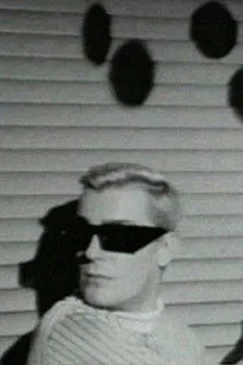 John Sex interpreta a en Undercover Me!