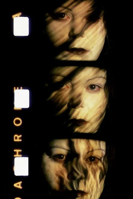 Maria Klonaris interpreta a  en Unheimlich I: Secret Dialogue