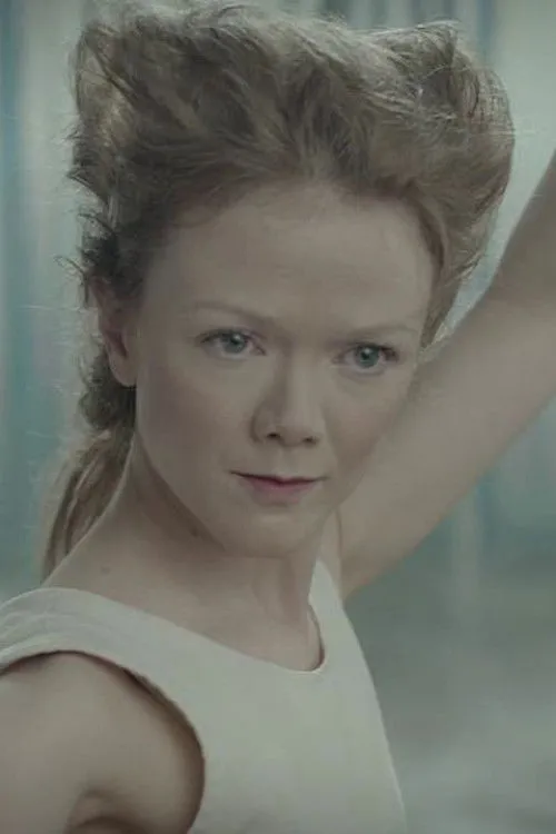 Tove Skeidsvoll interpreta a Cecilia en Utanför