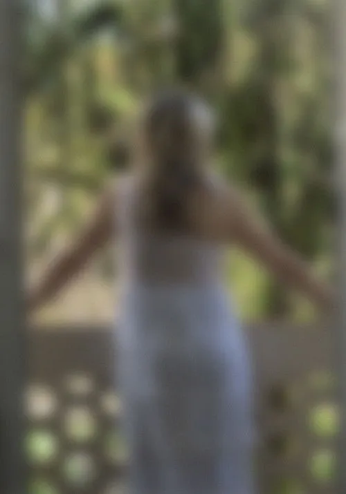 Denise Franzen interpreta a Mysterious Lady en Vestígios