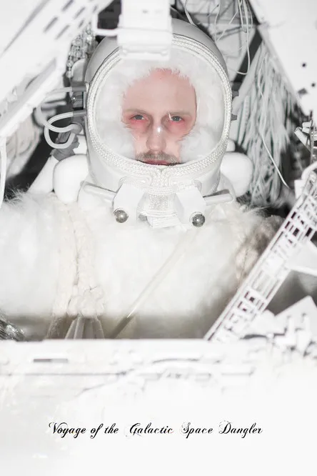 Rick Romero interpreta a  en Voyage of Galactic Space Dangler