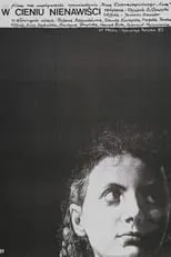 Ireneusz Kaskiewicz interpreta a dozorca Józef Marciniak en W cieniu nienawiści