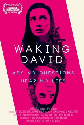 Harriet Madeley interpreta a  en Waking David