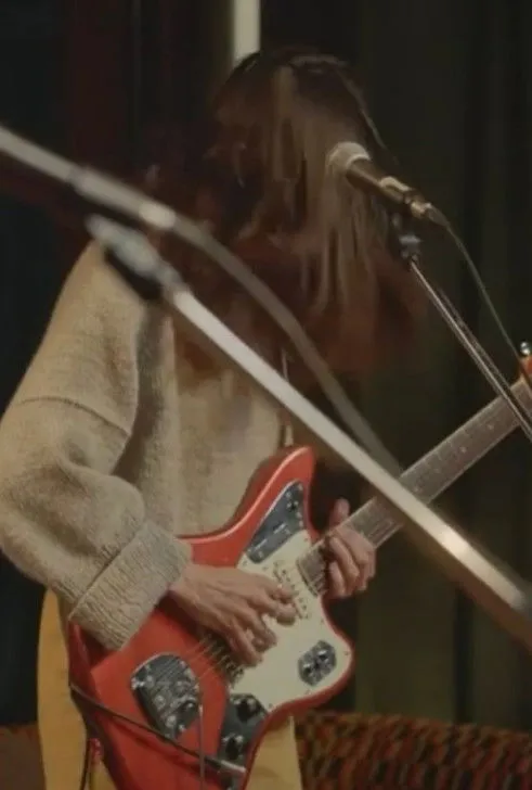 Theresa Wayman interpreta a Herself en Warpaint: From The Basement