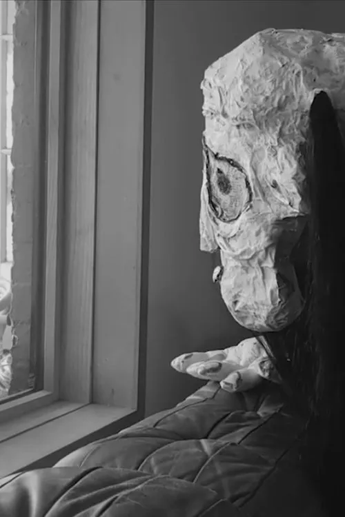 Annie Katsura Rollins interpreta a en We are in this apart