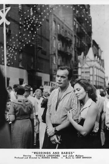 John Myhers interpreta a Al en Weddings and Babies