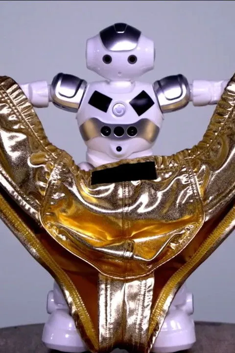 Allison Maier interpreta a en When Panties Fly