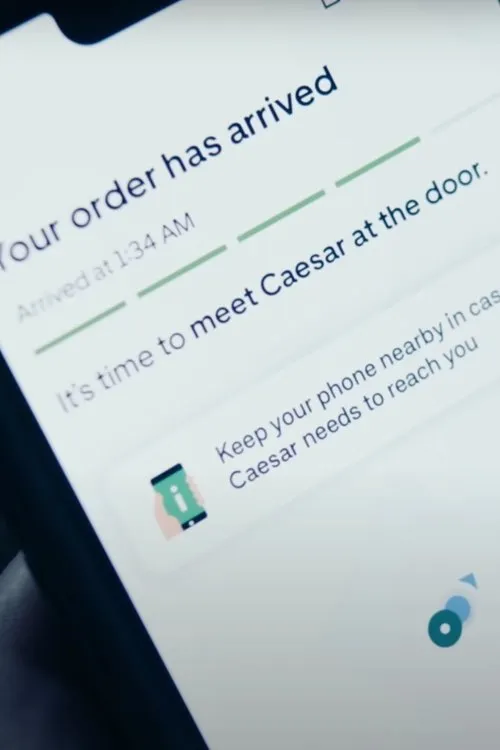 Will Angus interpreta a en when you accidentally select MEET AT DOOR